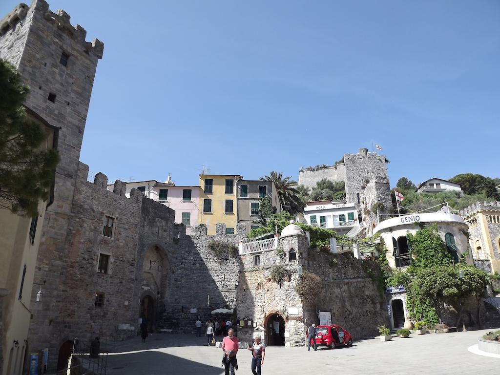 New Hotel Genio Porto Venere Exteriör bild