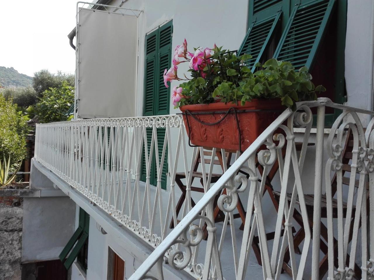 New Hotel Genio Porto Venere Exteriör bild