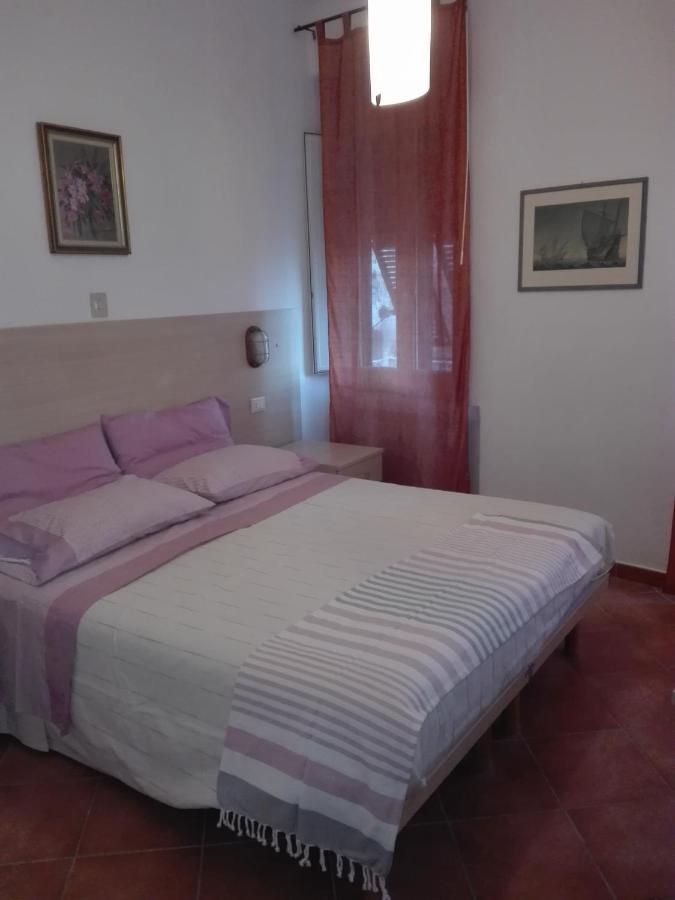 New Hotel Genio Porto Venere Exteriör bild