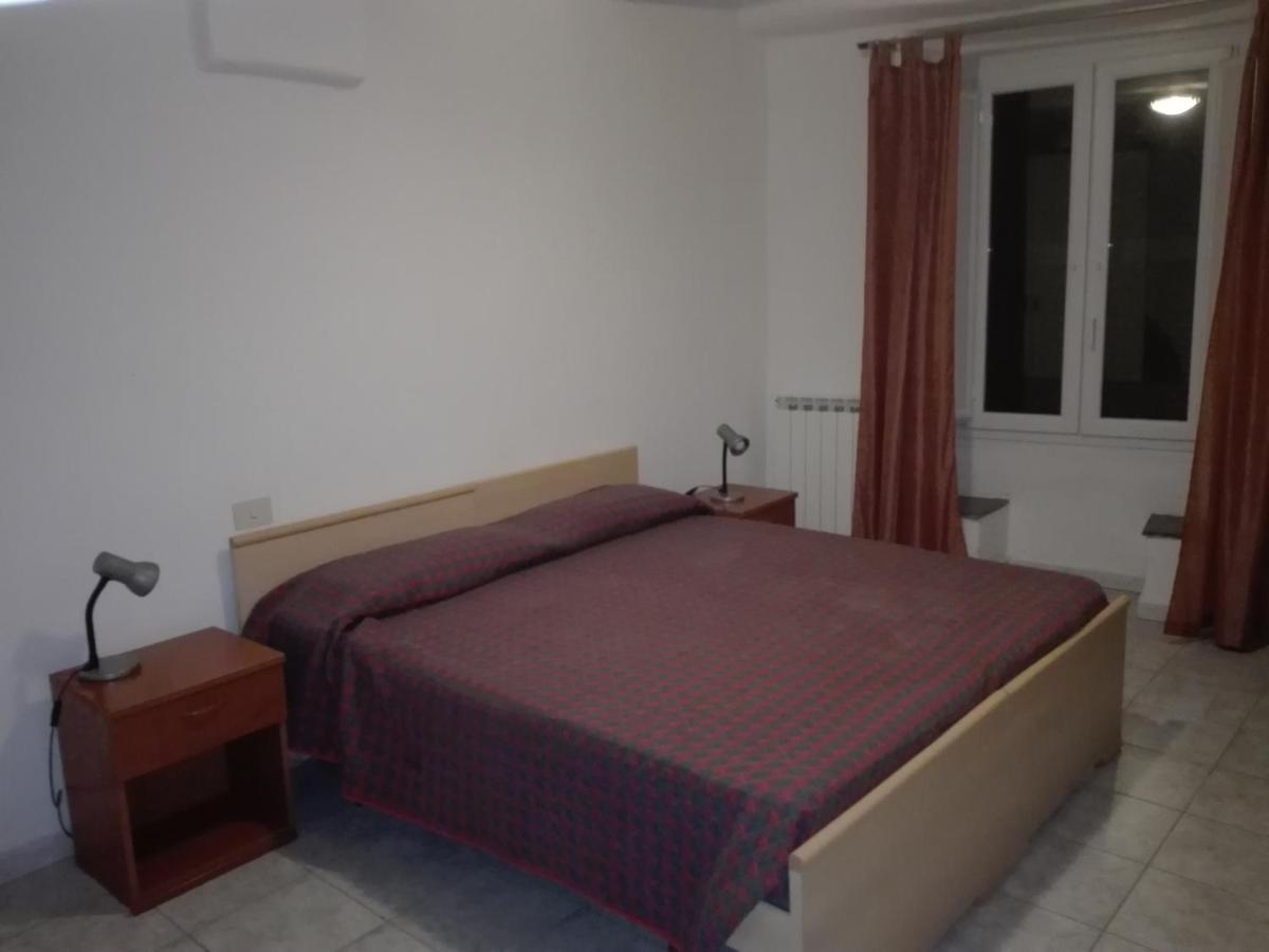 New Hotel Genio Porto Venere Exteriör bild
